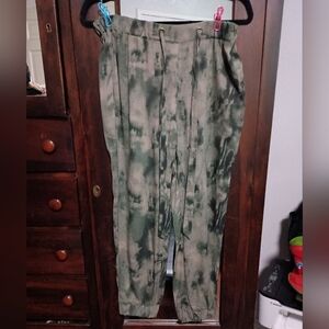 Easel Gray, Green and Tan Jogger Trousers_Small